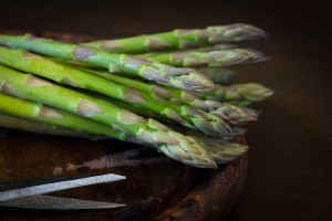 Asparagina ar putea influența răspândirea cancerului (Studiu)