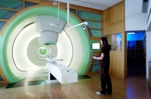 Terapia cu protoni scade riscul de reacții adverse la cancer