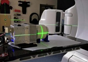 Descoperiri recente pot îmbunătății tratamentul cu radiații împotriva cancerului: terapia poate deveni mai sigură și mai eficientă