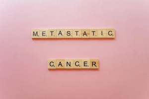 Descoperirea unui mecanism imunitar care menține celulele canceroase în stare de latență și previne metastazele