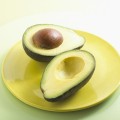 Avocado ar putea sta la baza unui tratament pentru leucemie