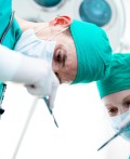 O nouă metodă ar putea reduce efectele secundare în tratamentul cancerului rectal